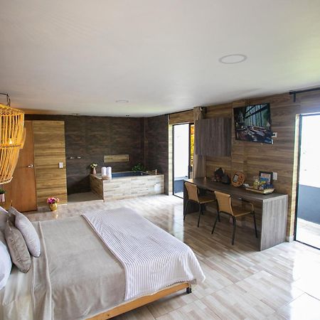 Cabanas Con Jacuzzi Y Chimenea - Casa Floral, Marinilla Buitenkant foto