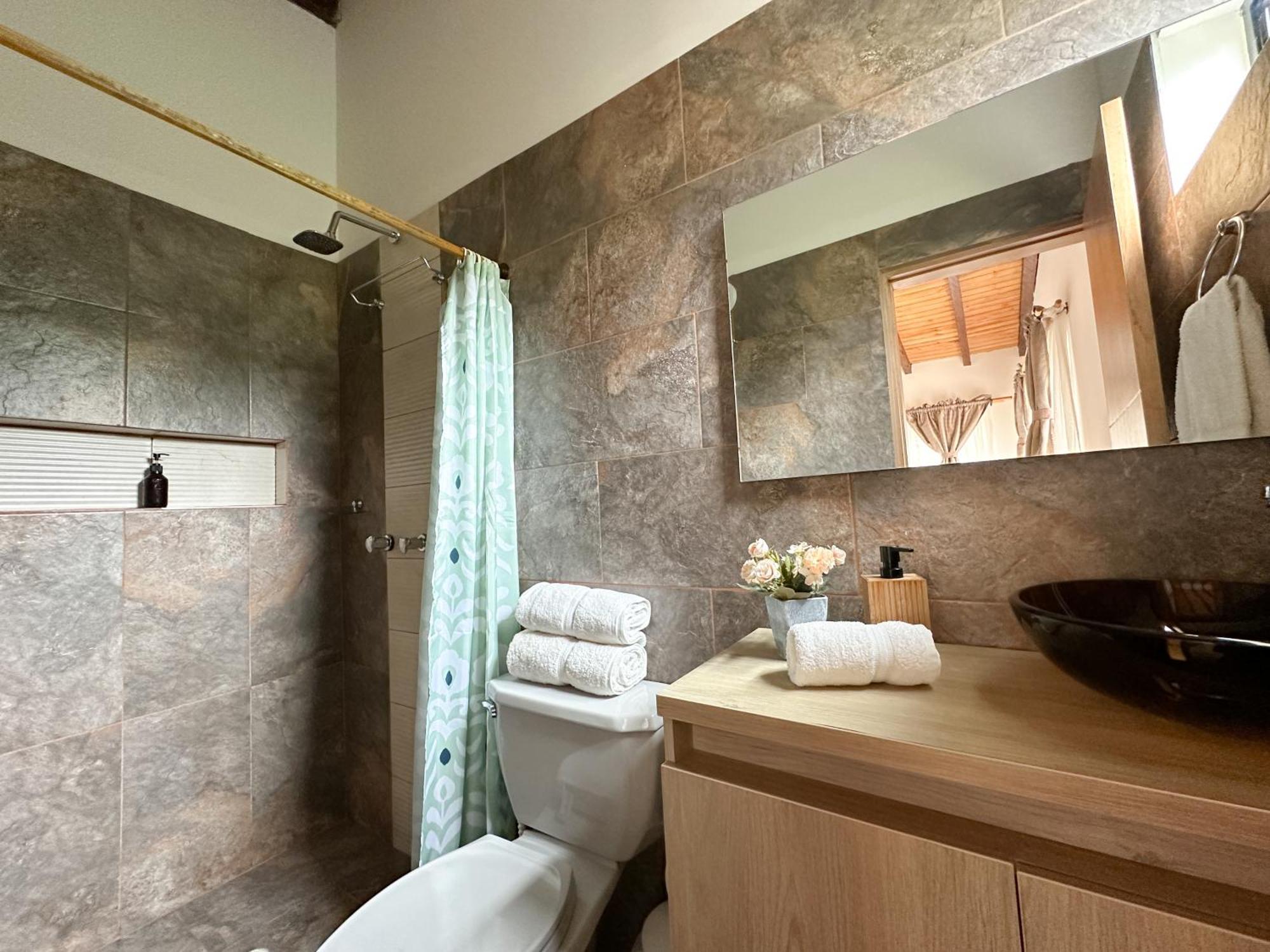 Cabanas Con Jacuzzi Y Chimenea - Casa Floral, Marinilla Buitenkant foto